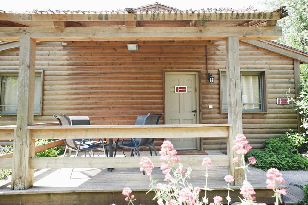Ein Zivan Village Resort Exterior photo